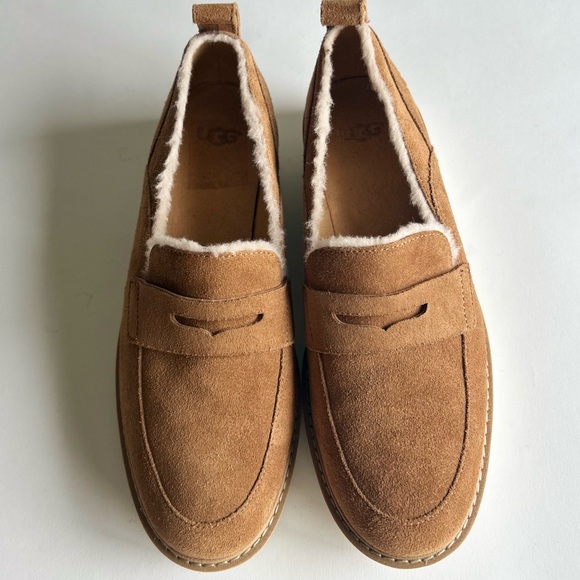 UGG Penny Tan Suede Sheepskin Leather Fur Trim Rubber Outsole Loafers size 8 - Picture 4 of 16